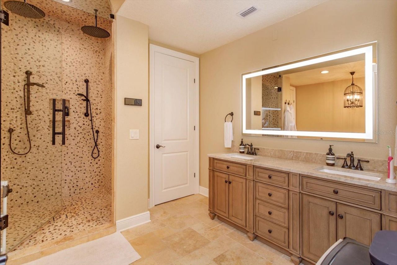 5719 Emerson Pointe Way, Orlando, FL 32819 Photo