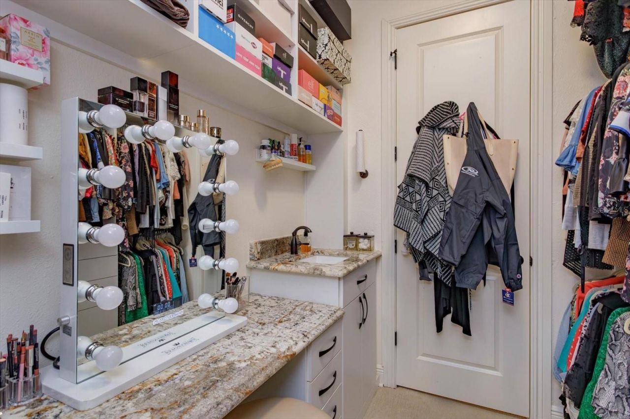 5719 Emerson Pointe Way, Orlando, FL 32819 Photo