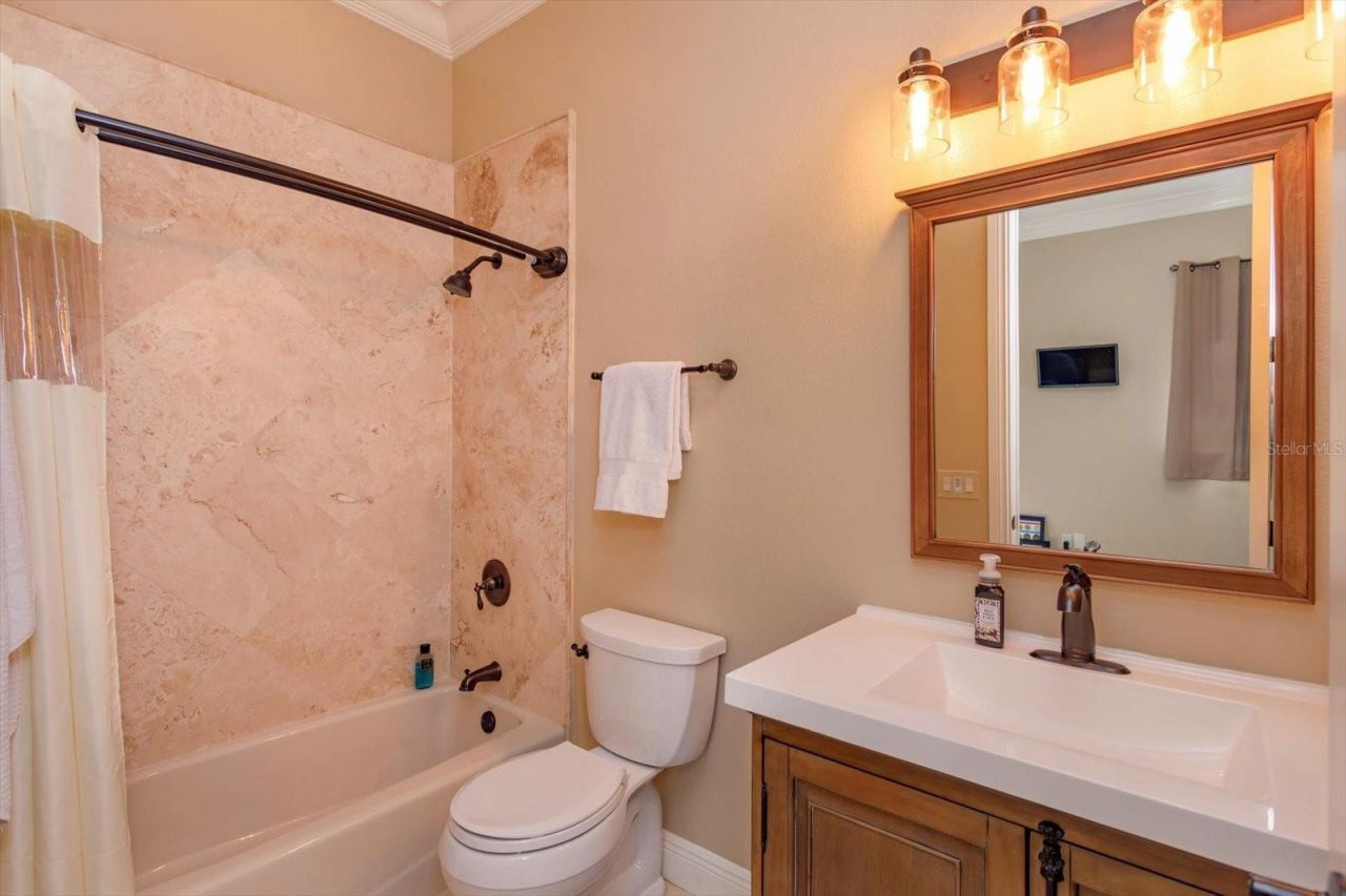 5719 Emerson Pointe Way, Orlando, FL 32819 Photo