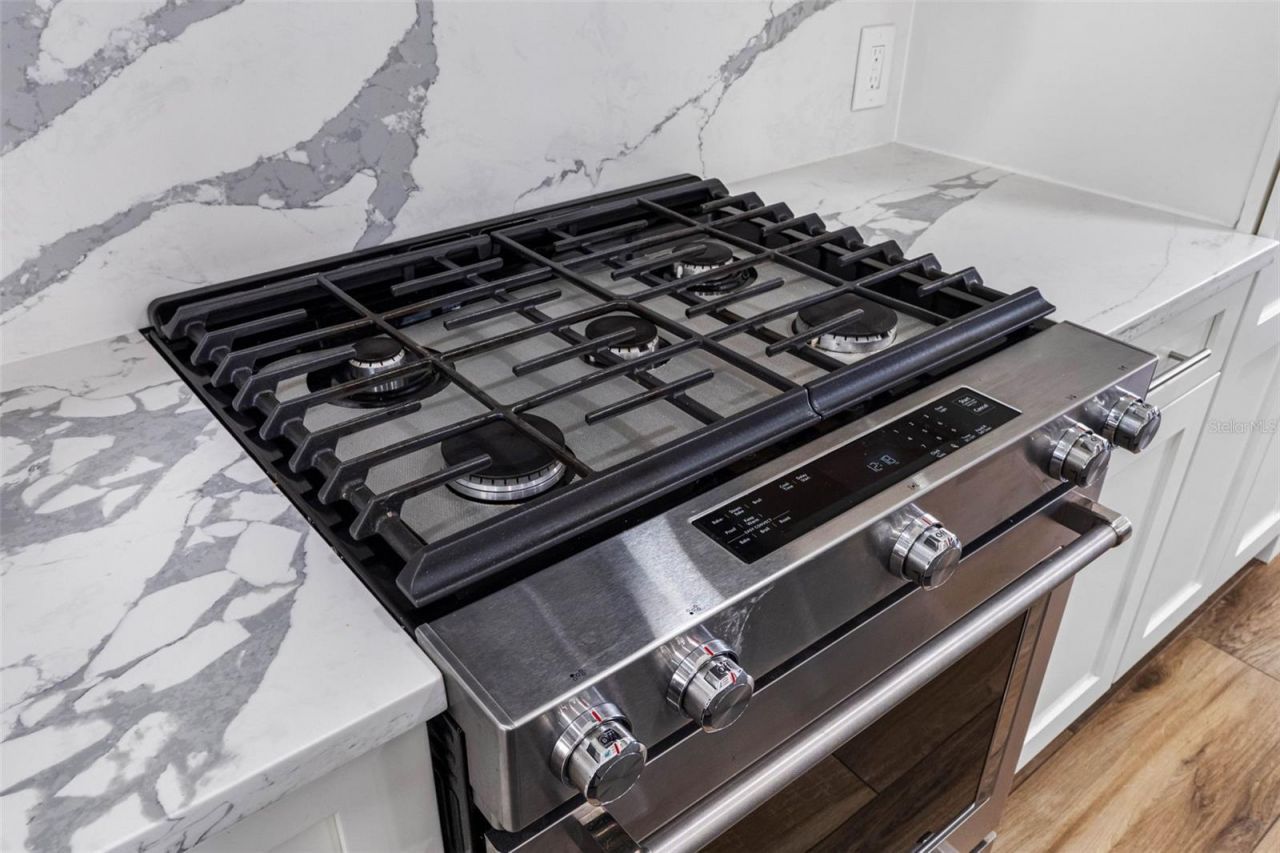 19915 Gulf Boulevard, Unit 806, Indian Shores, FL 33785 Photo