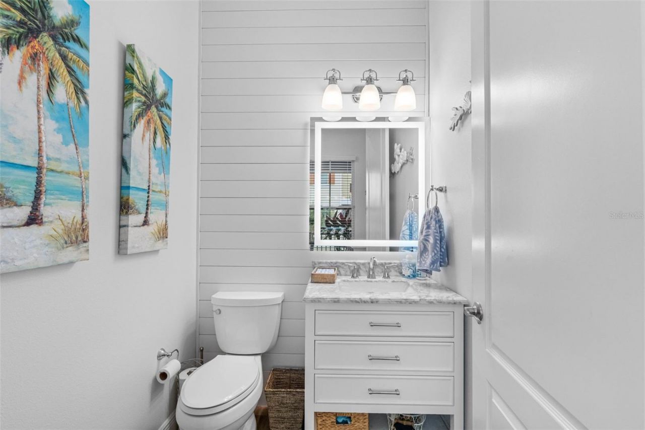 19915 Gulf Boulevard, Unit 806, Indian Shores, FL 33785 Photo