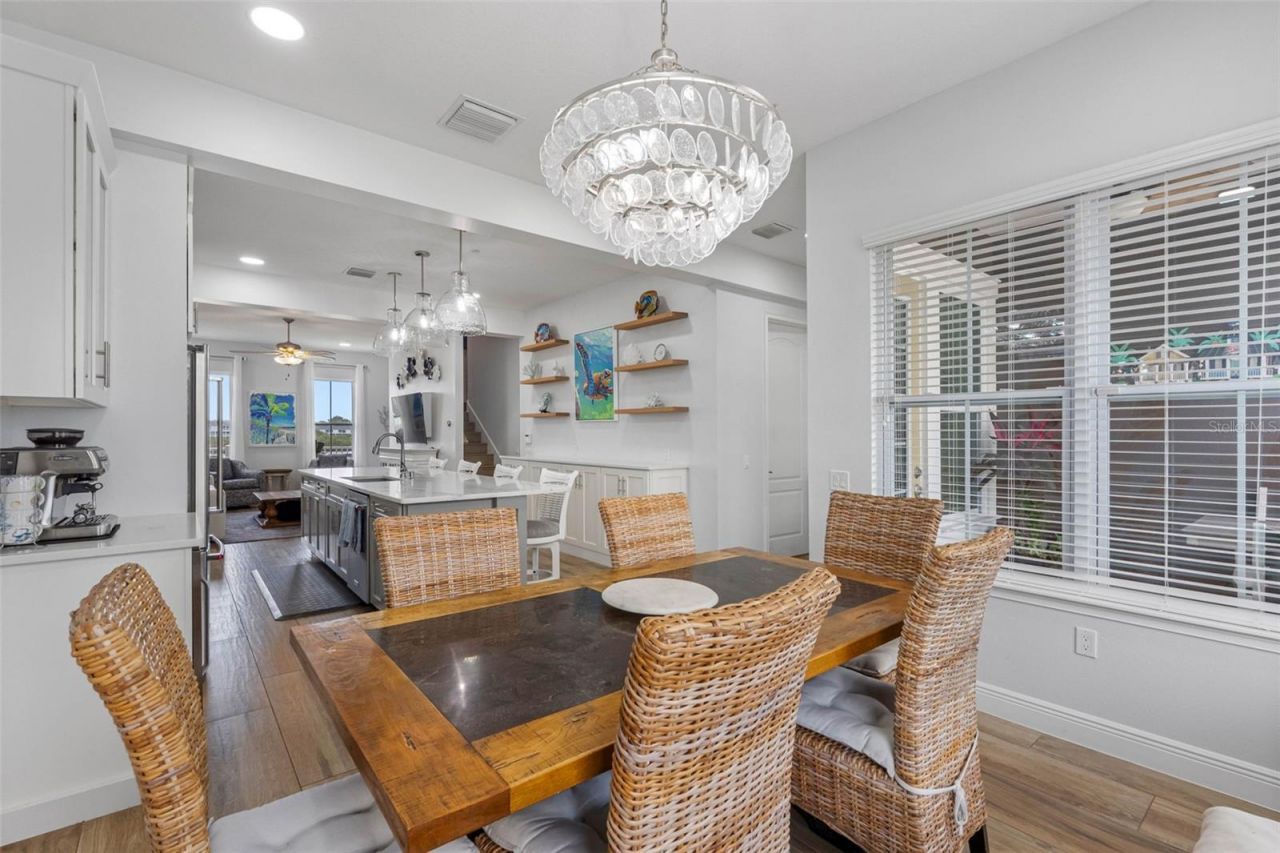 19915 Gulf Boulevard, Unit 806, Indian Shores, FL 33785 Photo