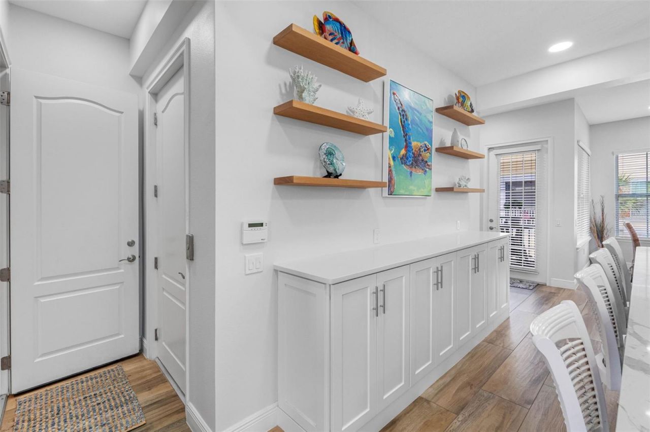 19915 Gulf Boulevard, Unit 806, Indian Shores, FL 33785 Photo