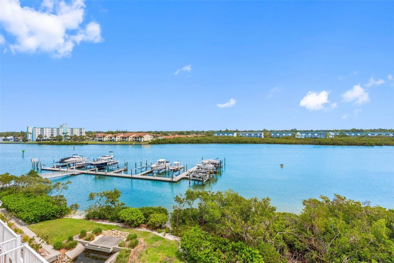 19915 Gulf Boulevard, Unit 806, Indian Shores, FL 33785 Photo