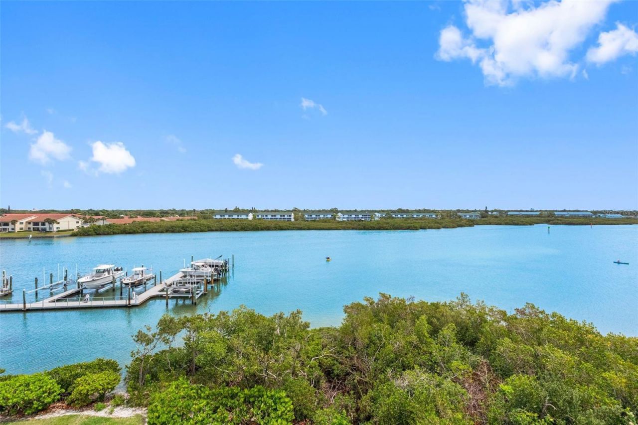 19915 Gulf Boulevard, Unit 806, Indian Shores, FL 33785 Photo