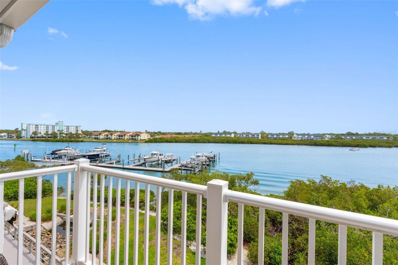 19915 Gulf Boulevard, Unit 806, Indian Shores, FL 33785 Photo