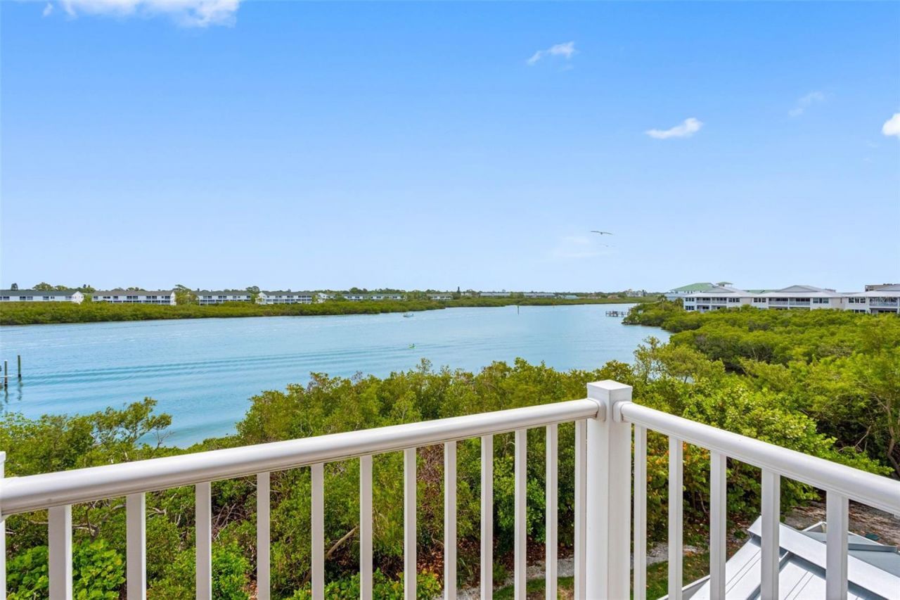 19915 Gulf Boulevard, Unit 806, Indian Shores, FL 33785 Photo