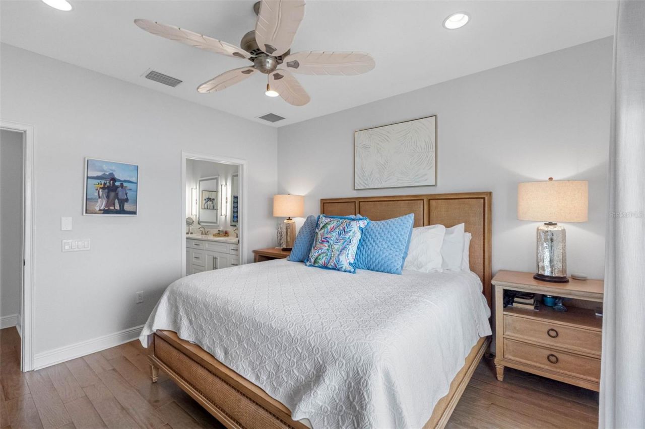 19915 Gulf Boulevard, Unit 806, Indian Shores, FL 33785 Photo