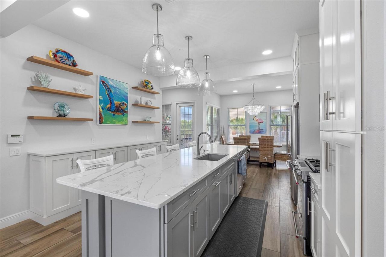 19915 Gulf Boulevard, Unit 806, Indian Shores, FL 33785 Photo