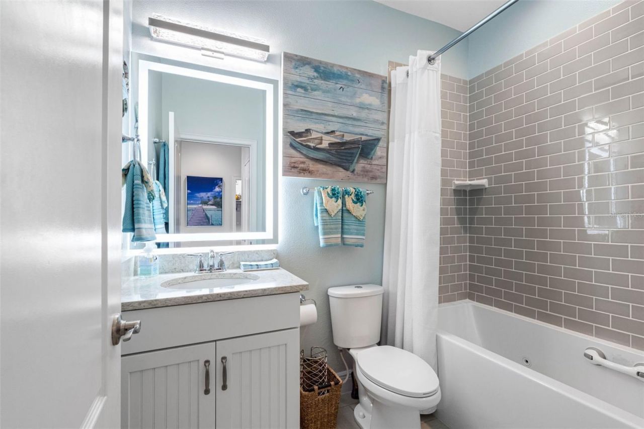 19915 Gulf Boulevard, Unit 806, Indian Shores, FL 33785 Photo