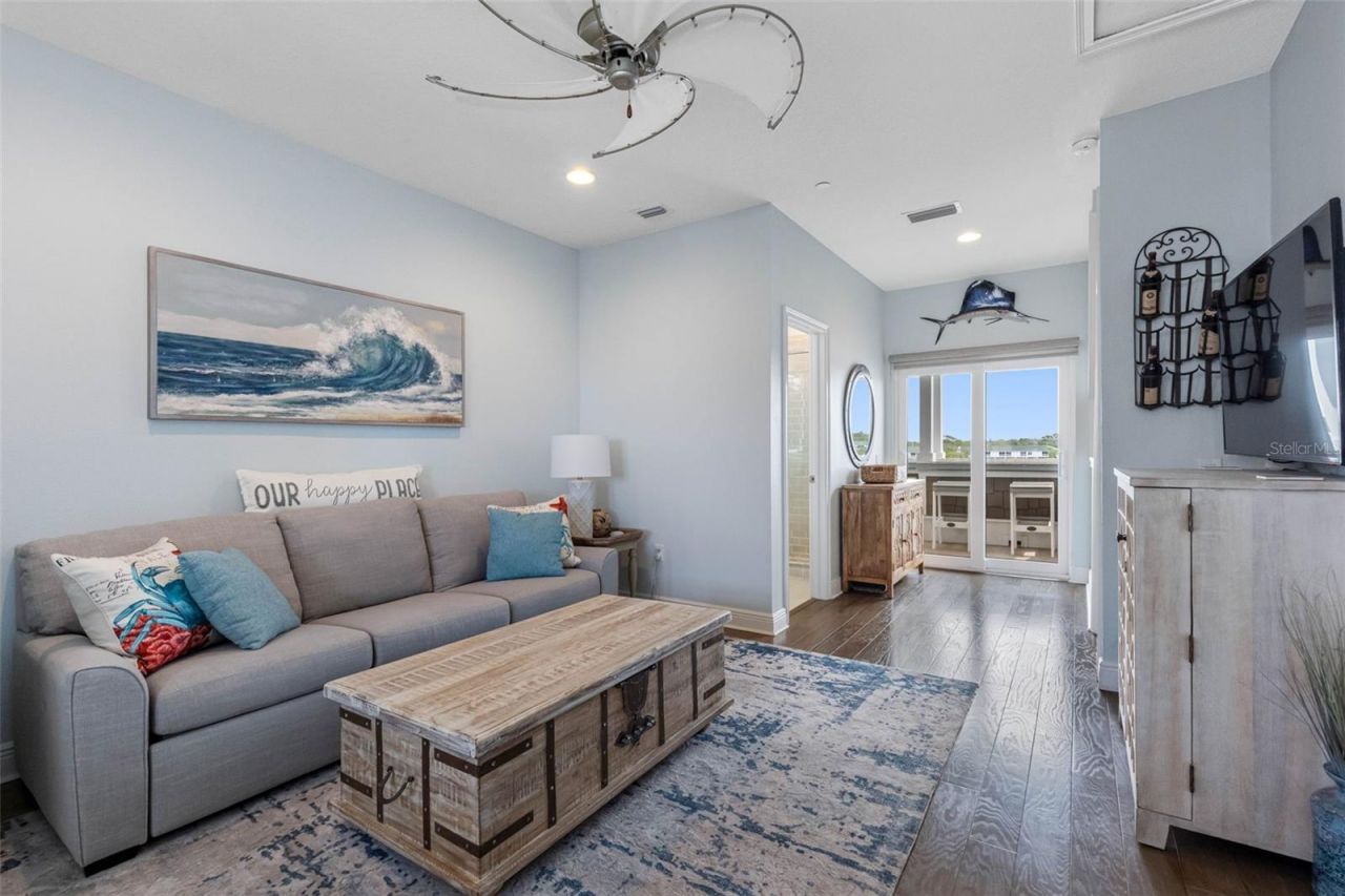 19915 Gulf Boulevard, Unit 806, Indian Shores, FL 33785 Photo