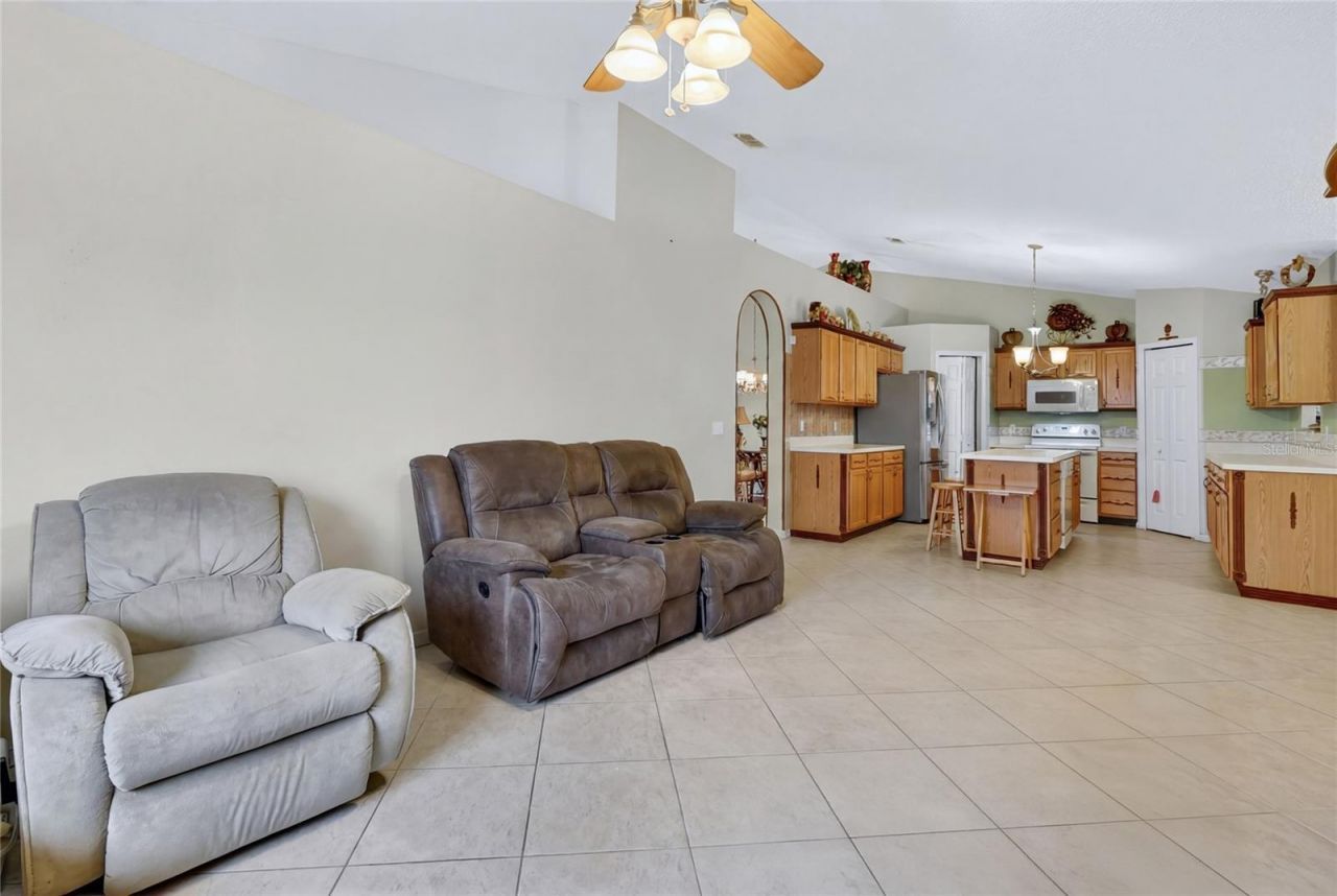 1912 Lakeview Place , Kissimmee, FL 34759 Photo