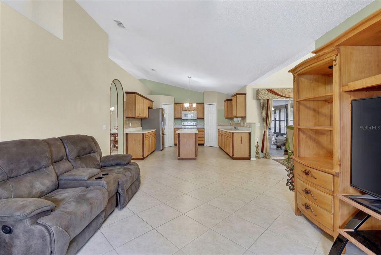 1912 Lakeview Place , Kissimmee, FL 34759 Photo