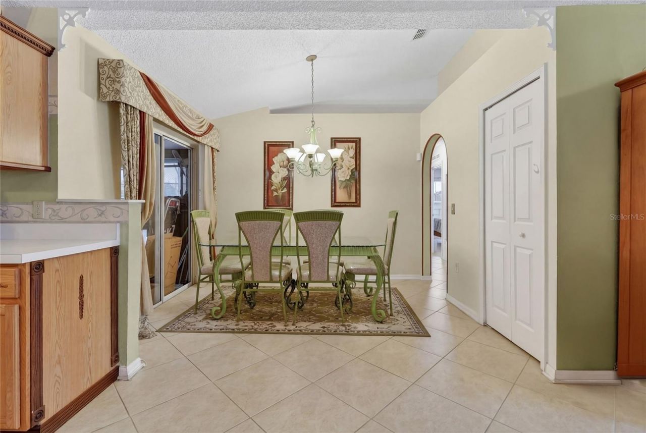1912 Lakeview Place , Kissimmee, FL 34759 Photo
