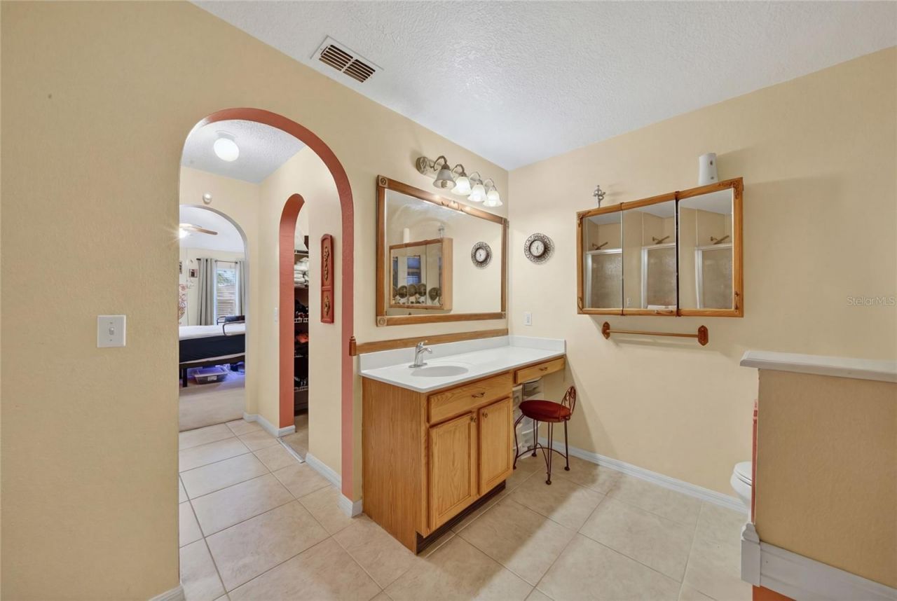 1912 Lakeview Place , Kissimmee, FL 34759 Photo