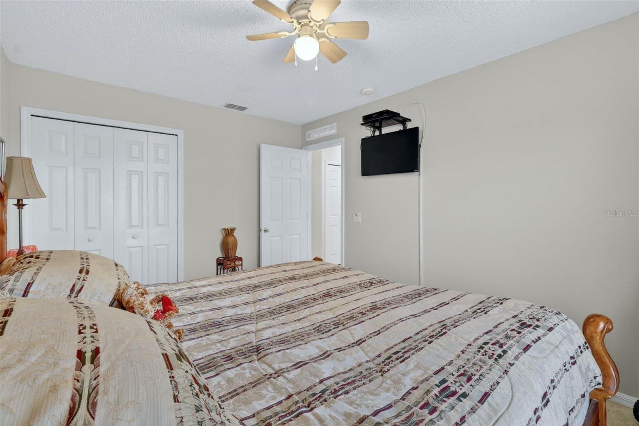 1912 Lakeview Place , Kissimmee, FL 34759 Photo