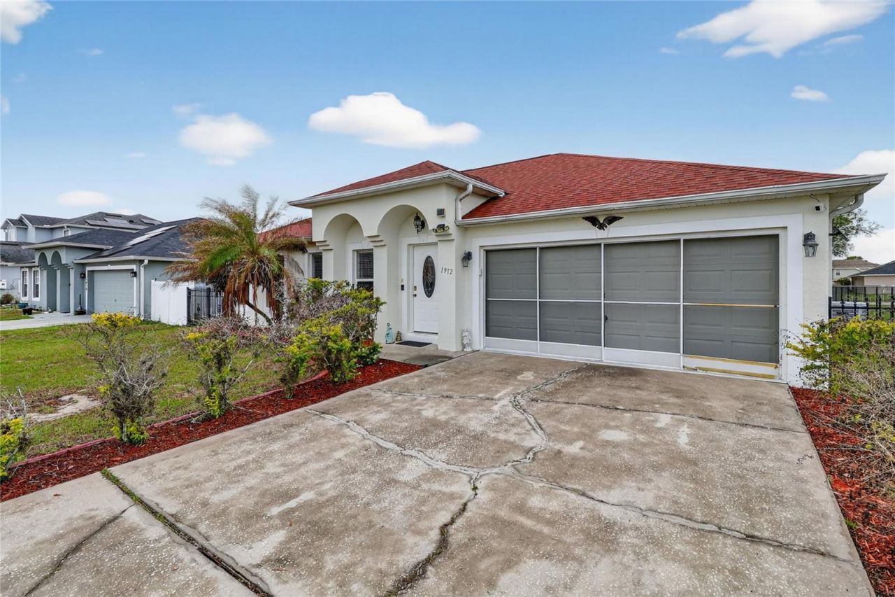 1912 Lakeview Place , Kissimmee, FL 34759 Photo