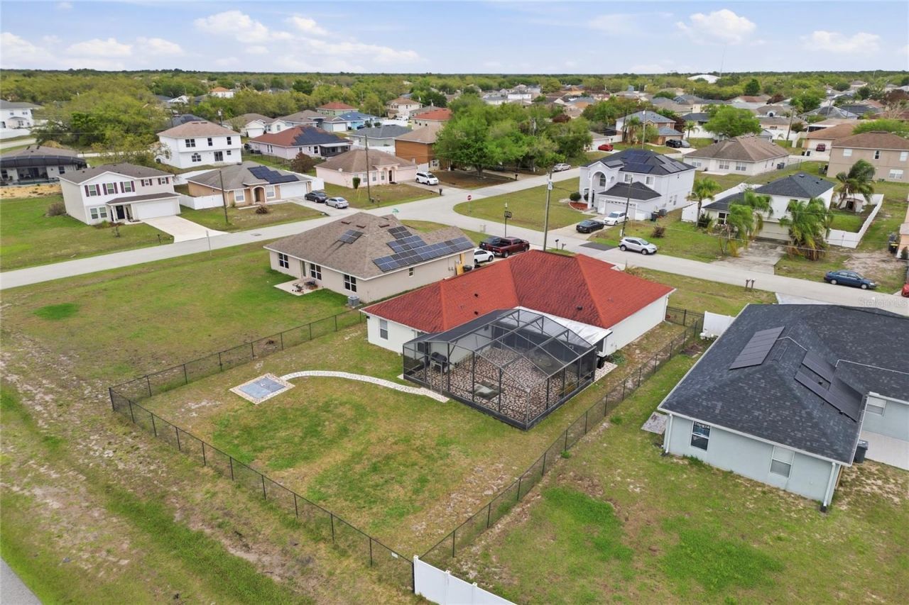 1912 Lakeview Place , Kissimmee, FL 34759 Photo