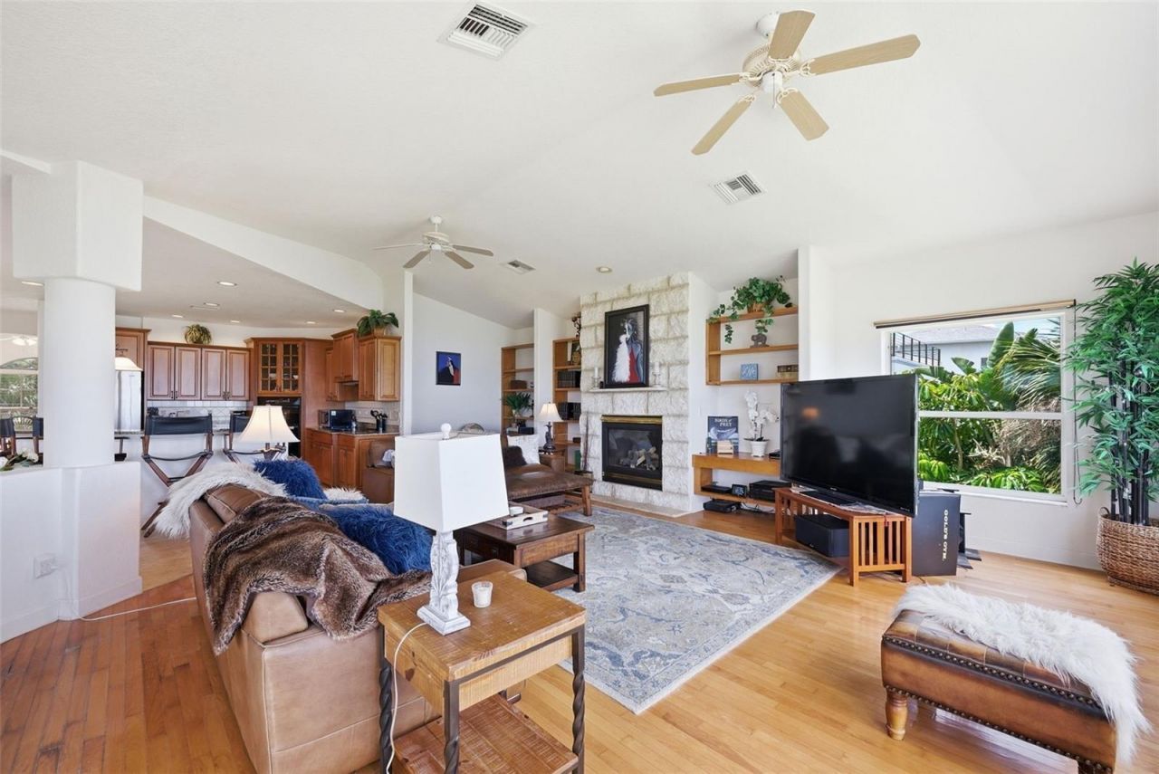 2017 Harbour Watch Circle, Tarpon Springs, FL 34689 Photo