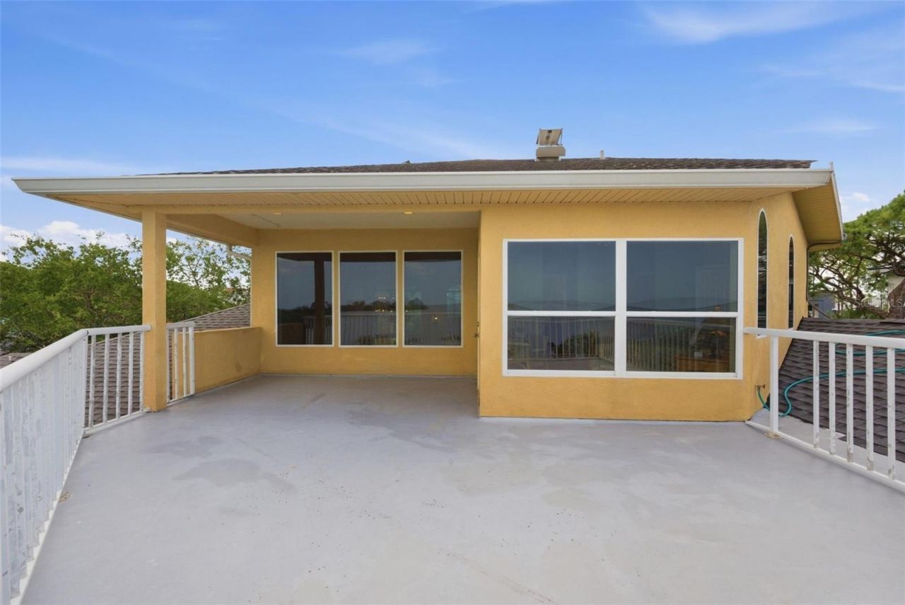 2017 Harbour Watch Circle, Tarpon Springs, FL 34689 Photo