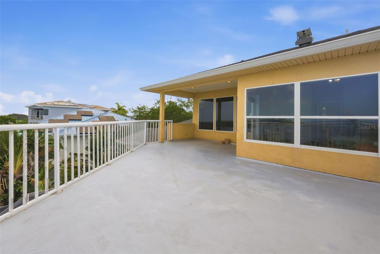 2017 Harbour Watch Circle, Tarpon Springs, FL 34689 Photo