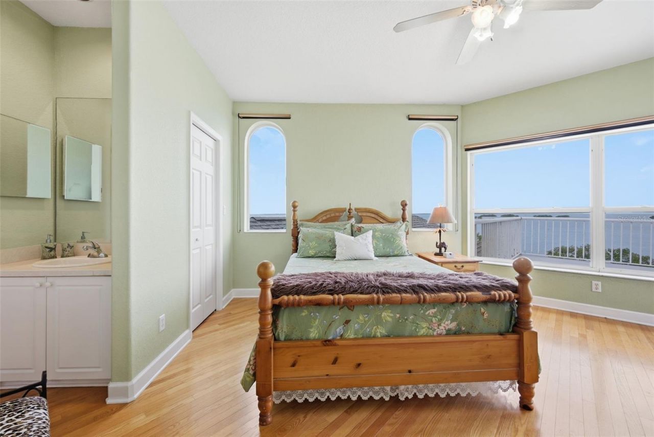 2017 Harbour Watch Circle, Tarpon Springs, FL 34689 Photo