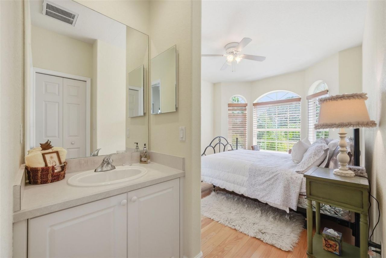 2017 Harbour Watch Circle, Tarpon Springs, FL 34689 Photo