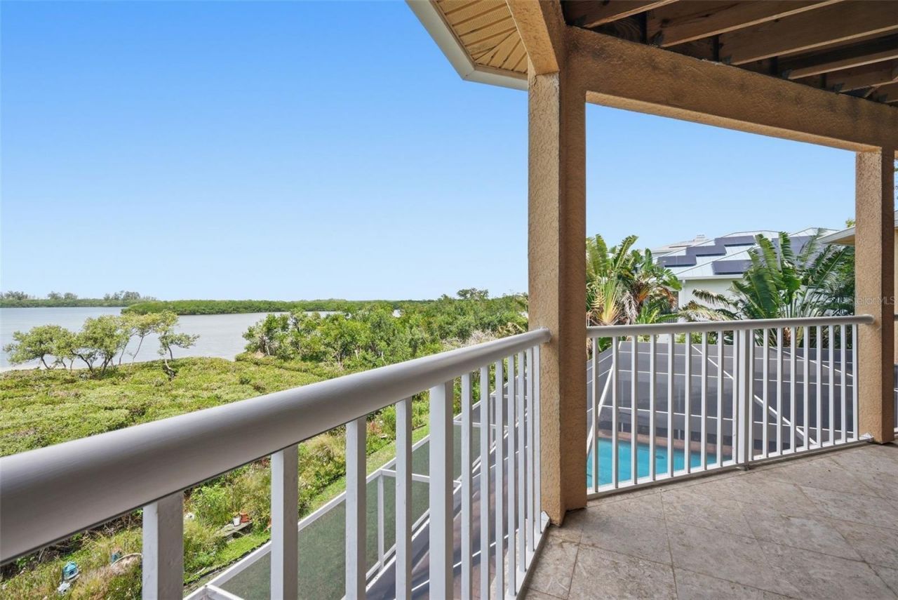 2017 Harbour Watch Circle, Tarpon Springs, FL 34689 Photo