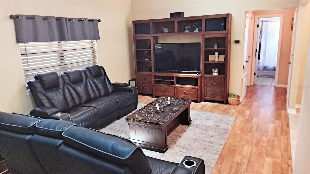 25930 Sackamaxon Drive , Sorrento, FL 32776 Photo