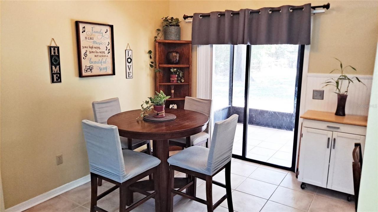 25930 Sackamaxon Drive , Sorrento, FL 32776 Photo