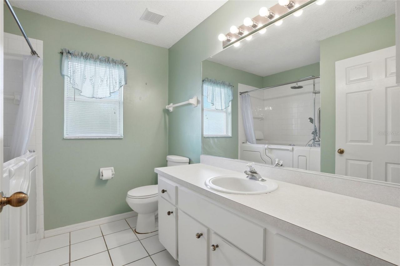 3440 Silverstone Court , Plant City, FL 33566 Photo