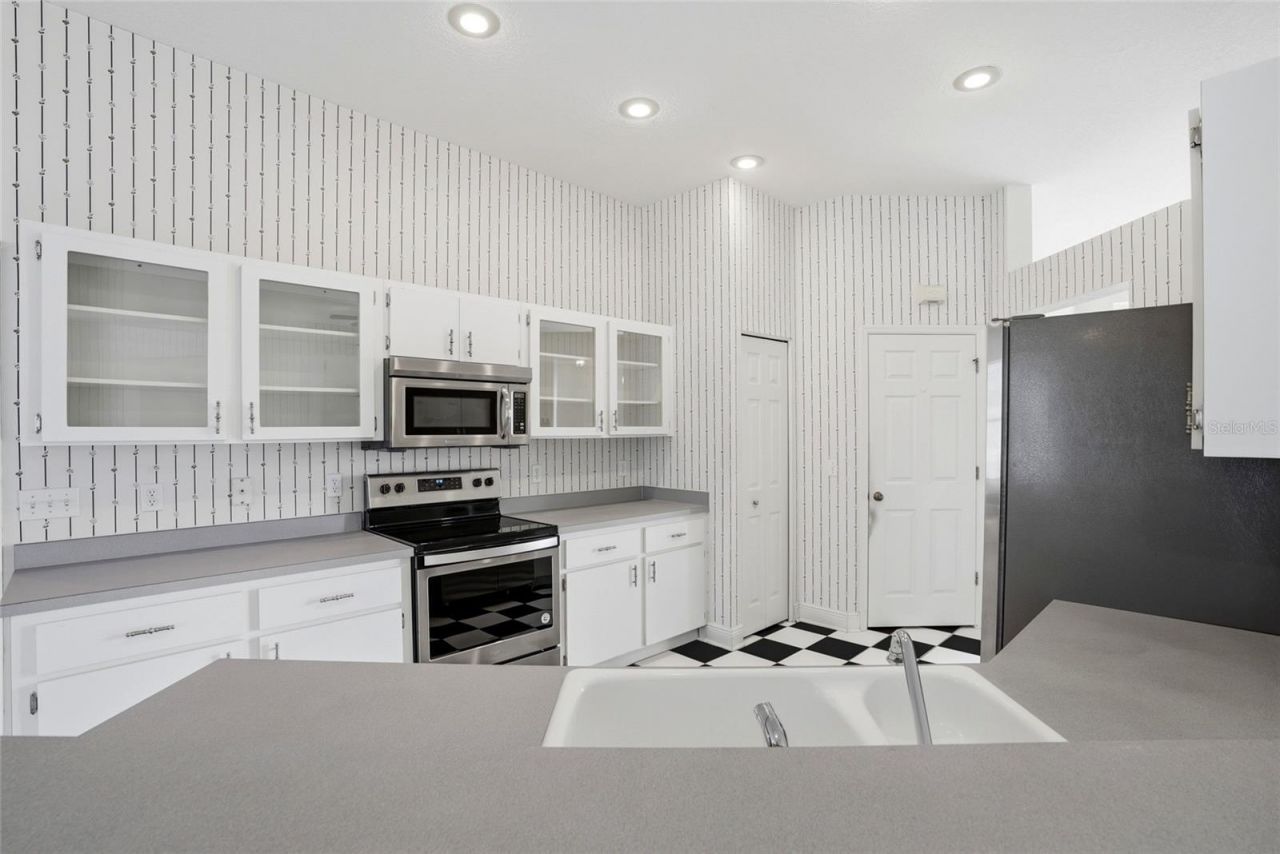 3440 Silverstone Court , Plant City, FL 33566 Photo