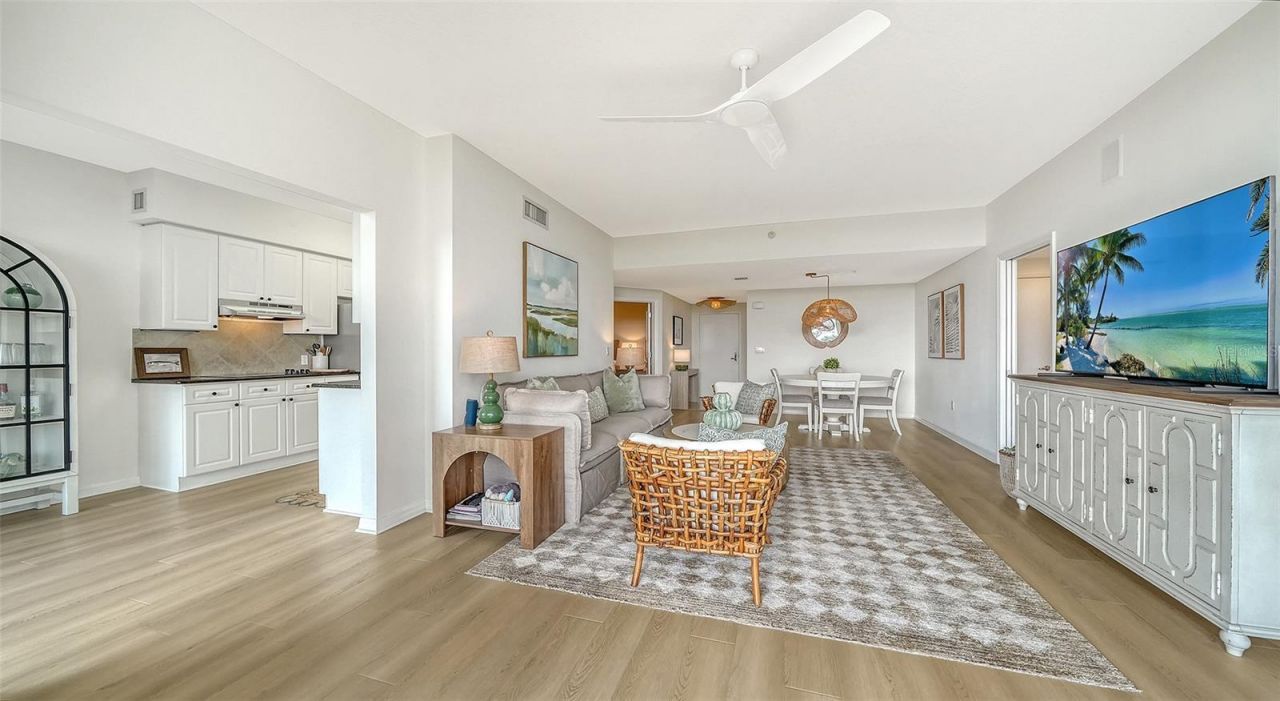 1800 Benjamin Franklin Drive, Unit B308, Sarasota, FL 34236 Photo