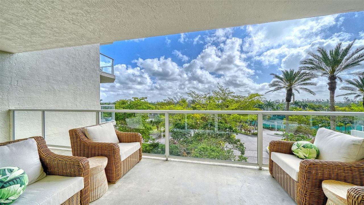 1800 Benjamin Franklin Drive, Unit B308, Sarasota, FL 34236 Photo