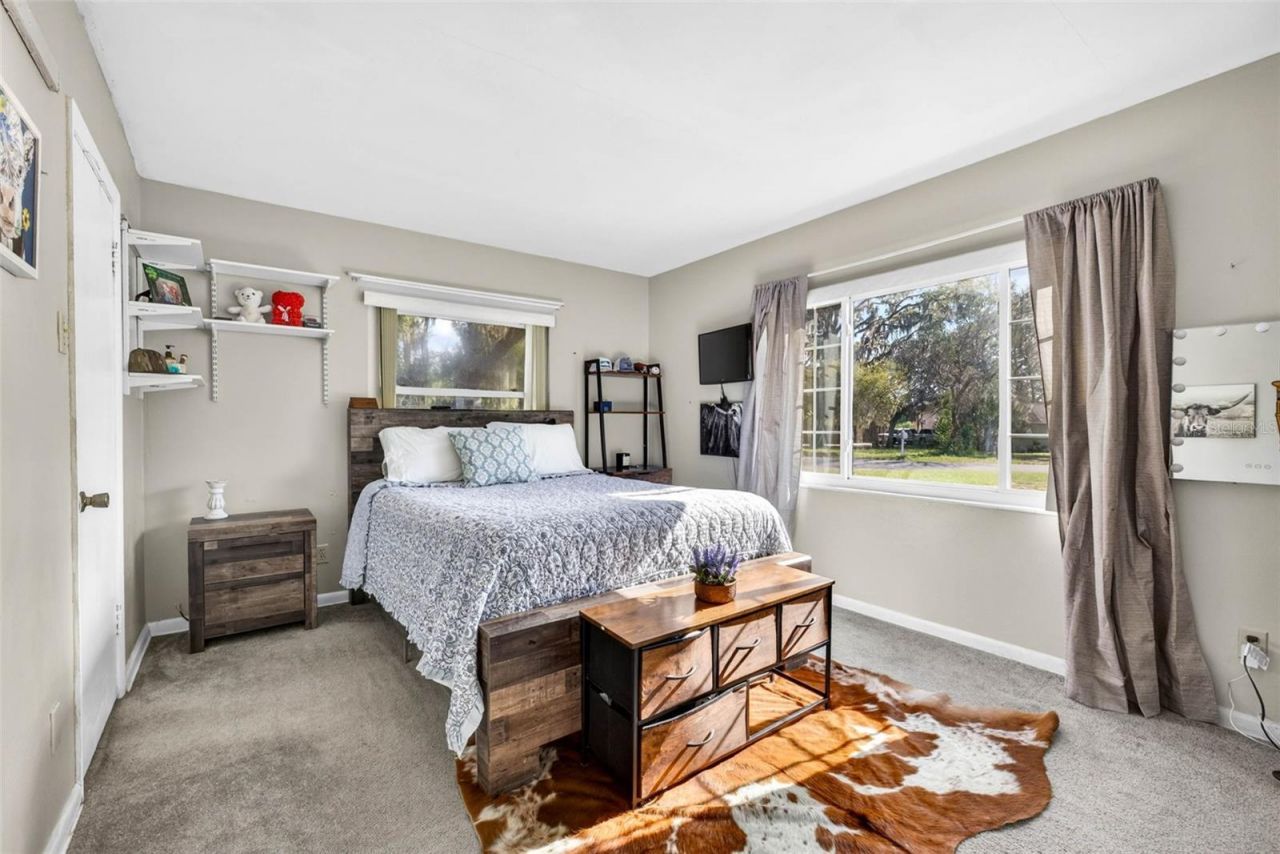 5068 Lakewood Drive, Ridge Manor, FL 33523 Photo