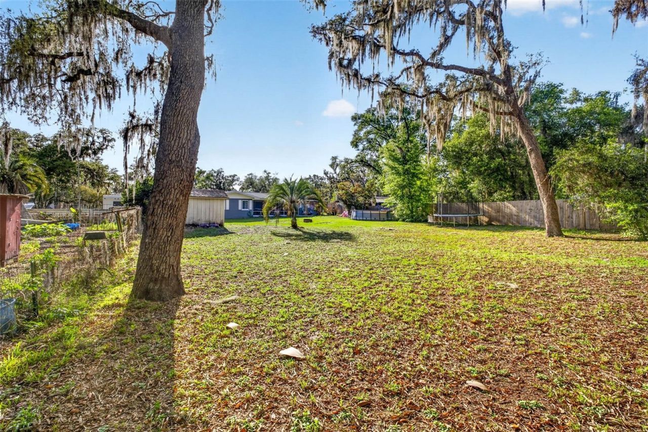 5068 Lakewood Drive, Ridge Manor, FL 33523 Photo