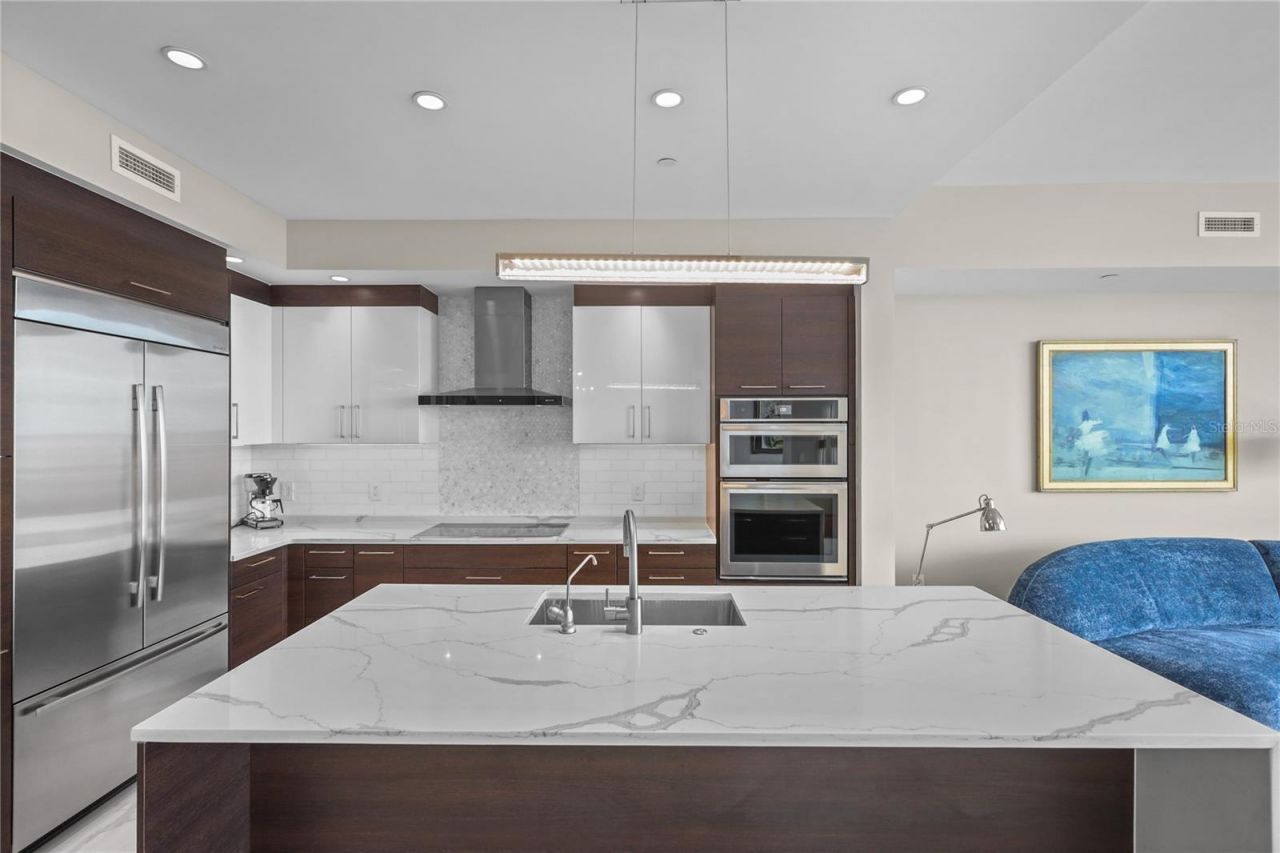 1155 N Gulfstream Avenue, Unit 306, Sarasota, FL 34236 Photo