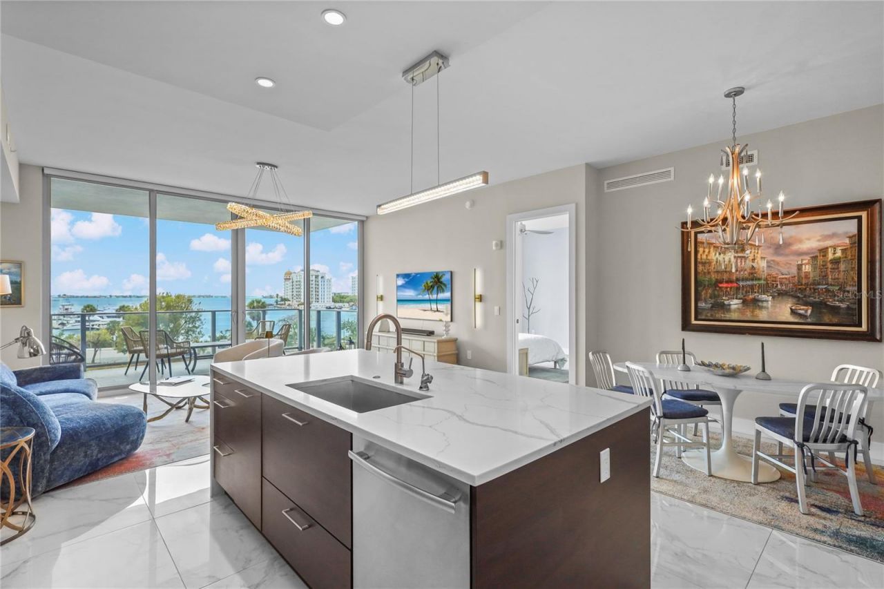 1155 N Gulfstream Avenue, Unit 306, Sarasota, FL 34236 Photo