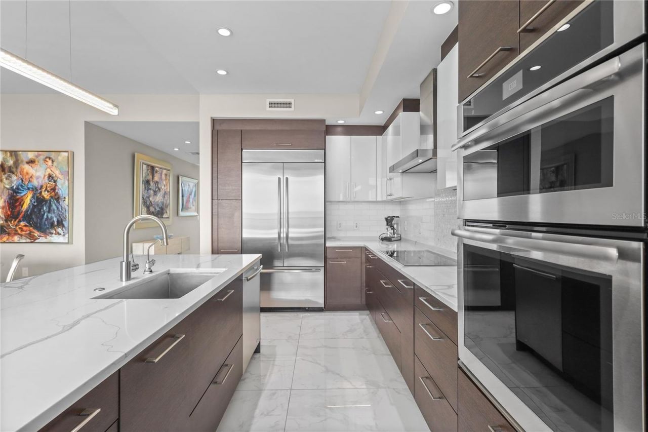 1155 N Gulfstream Avenue, Unit 306, Sarasota, FL 34236 Photo