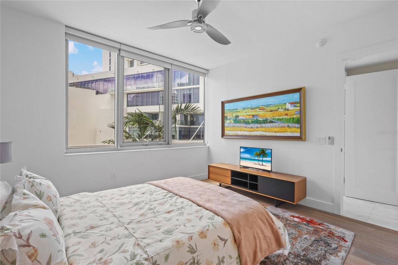 1155 N Gulfstream Avenue, Unit 306, Sarasota, FL 34236 Photo