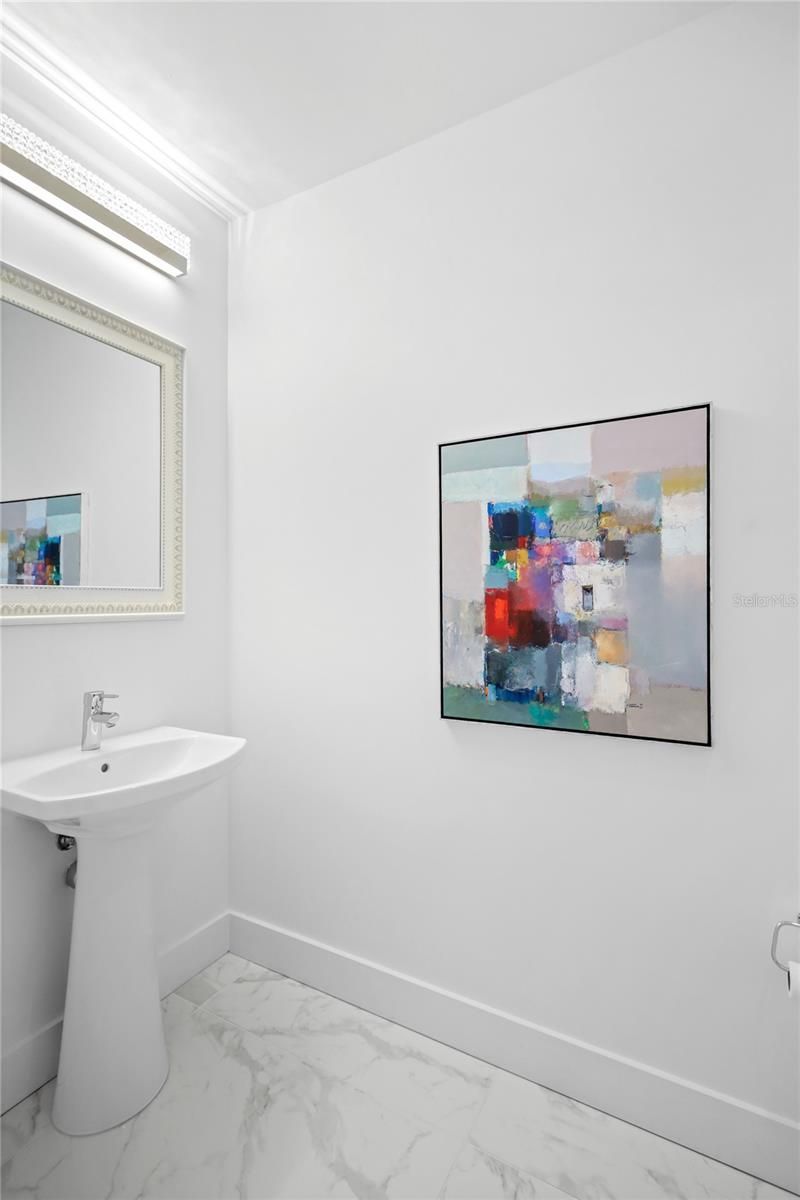 1155 N Gulfstream Avenue, Unit 306, Sarasota, FL 34236 Photo