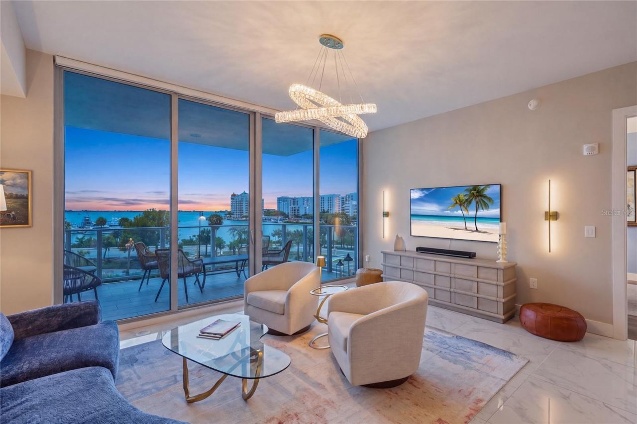 1155 N Gulfstream Avenue, Unit 306, Sarasota, FL 34236 Photo