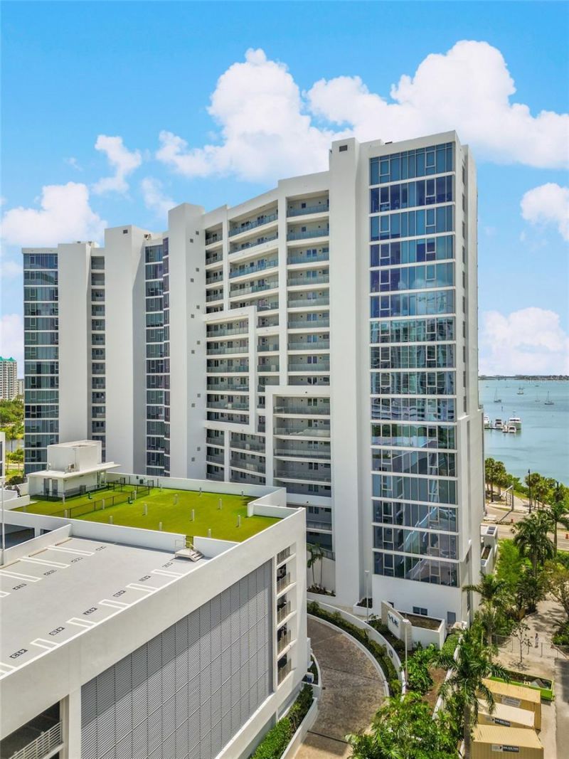1155 N Gulfstream Avenue, Unit 306, Sarasota, FL 34236 Photo