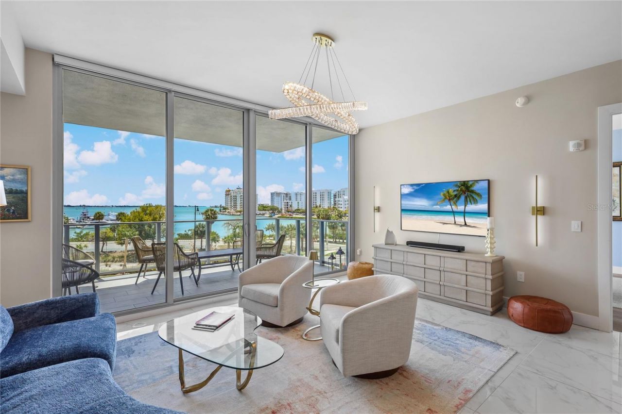 1155 N Gulfstream Avenue, Unit 306, Sarasota, FL 34236 Photo