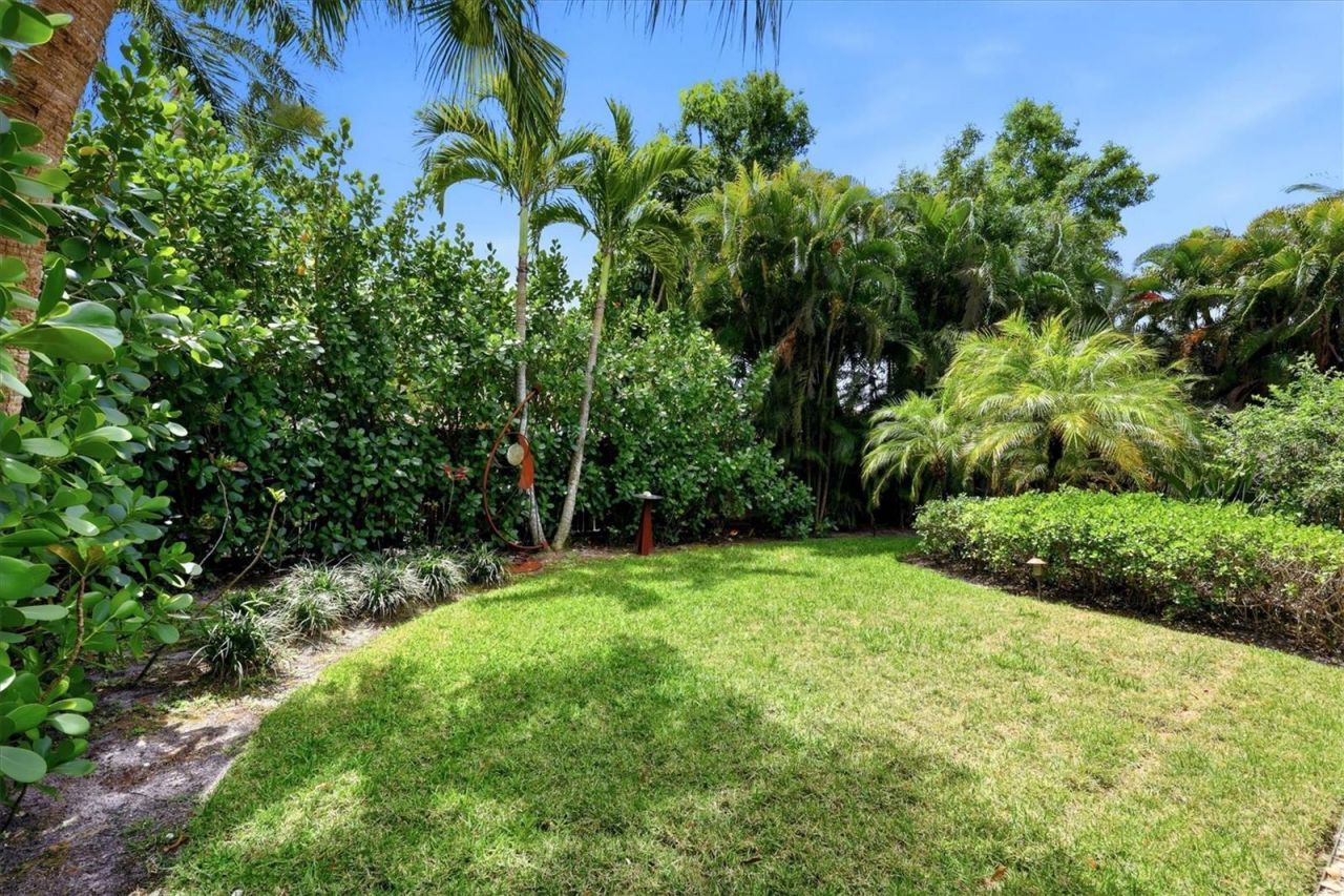 1880 Loma Linda Street, Sarasota, FL 34239 Photo