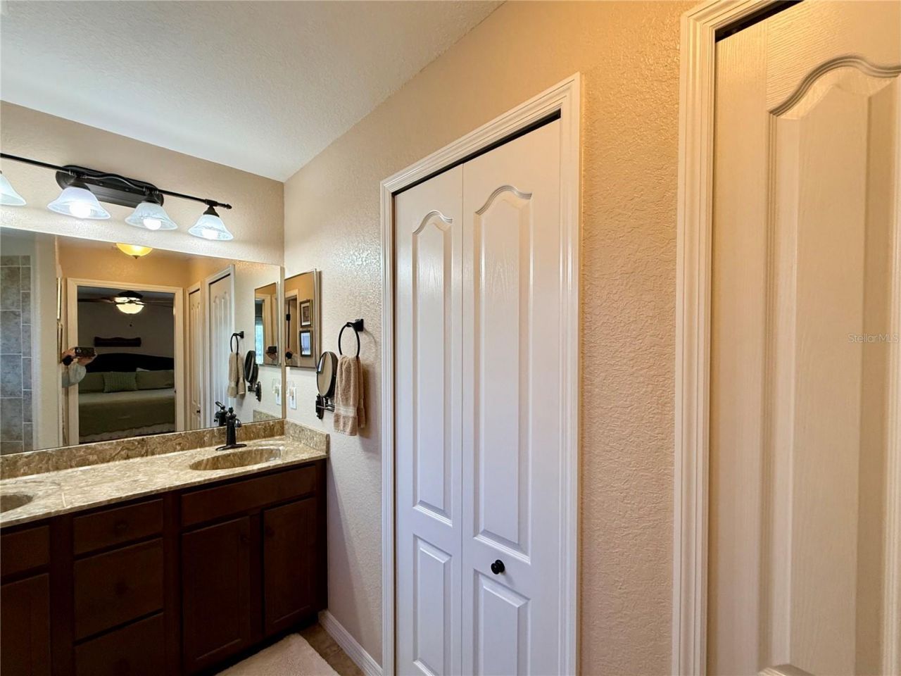 16135 SW 14th Avenue Road , Ocala, FL 34473 Photo