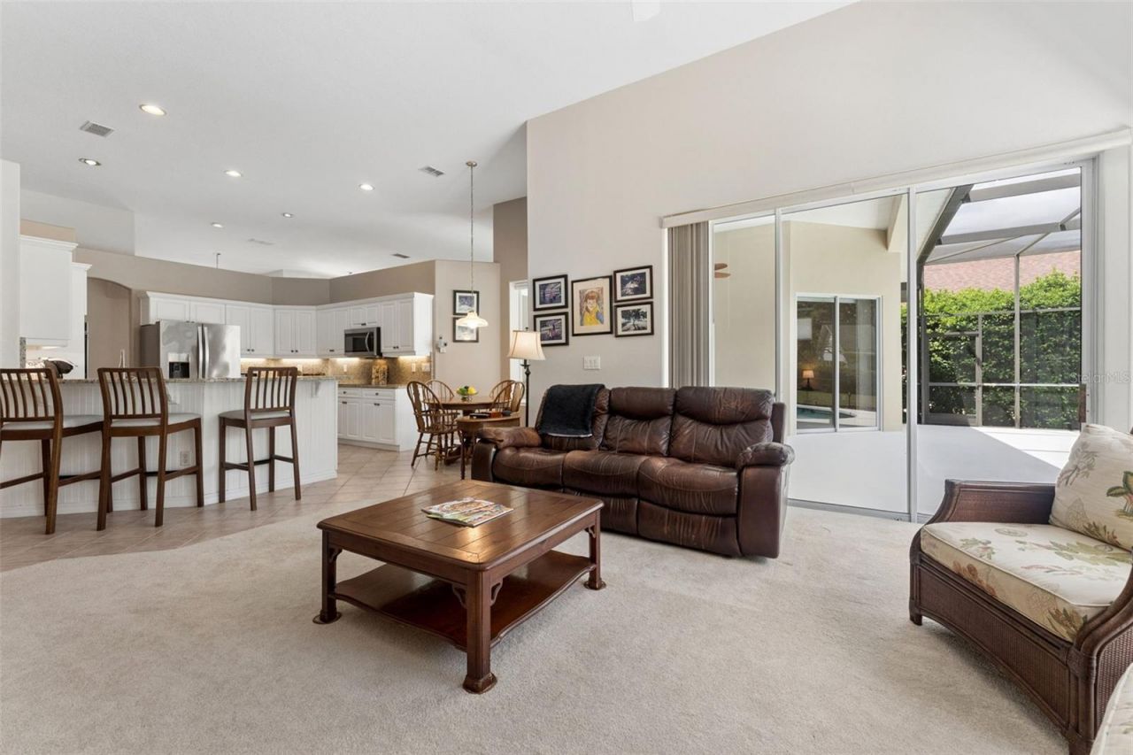 3865 Winding Lake Circle, Orlando, FL 32835 Photo