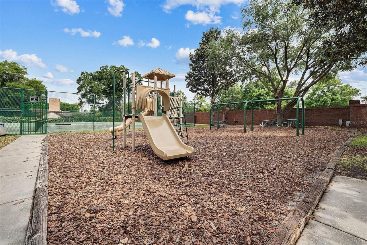 3865 Winding Lake Circle, Orlando, FL 32835 Photo