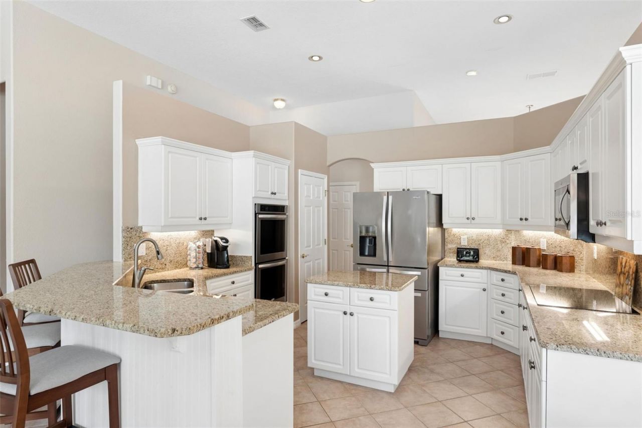 3865 Winding Lake Circle, Orlando, FL 32835 Photo