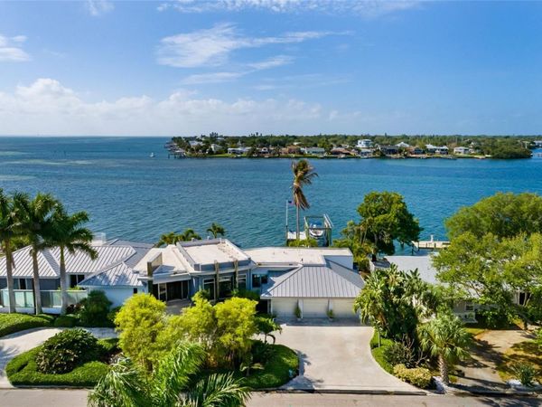 360 26TH AVENUE SE, ST PETERSBURG, FL 33705